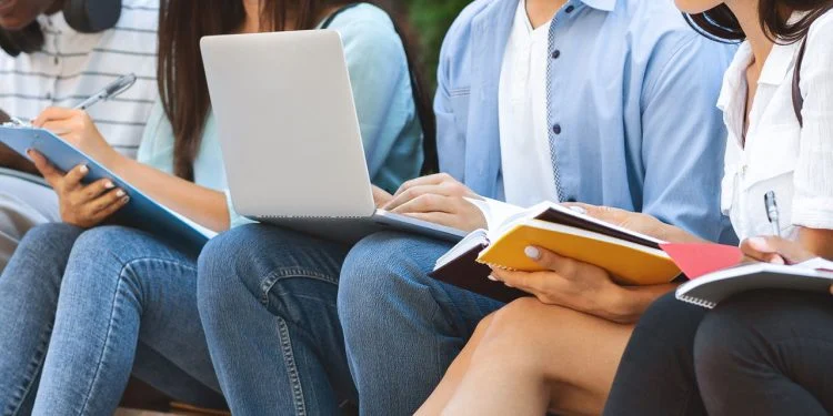 Estudo tecnologia 1748891445993 750x375 1.webp.webp