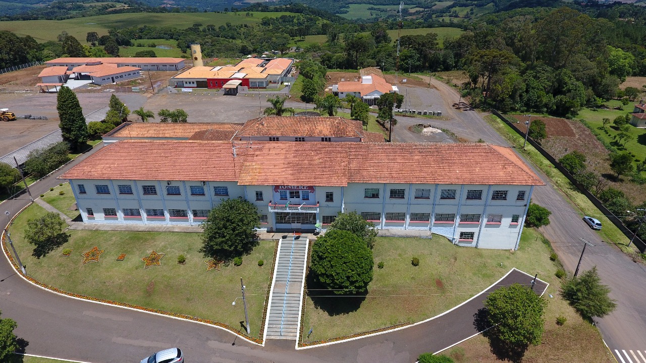 Iomere sc.jpeg