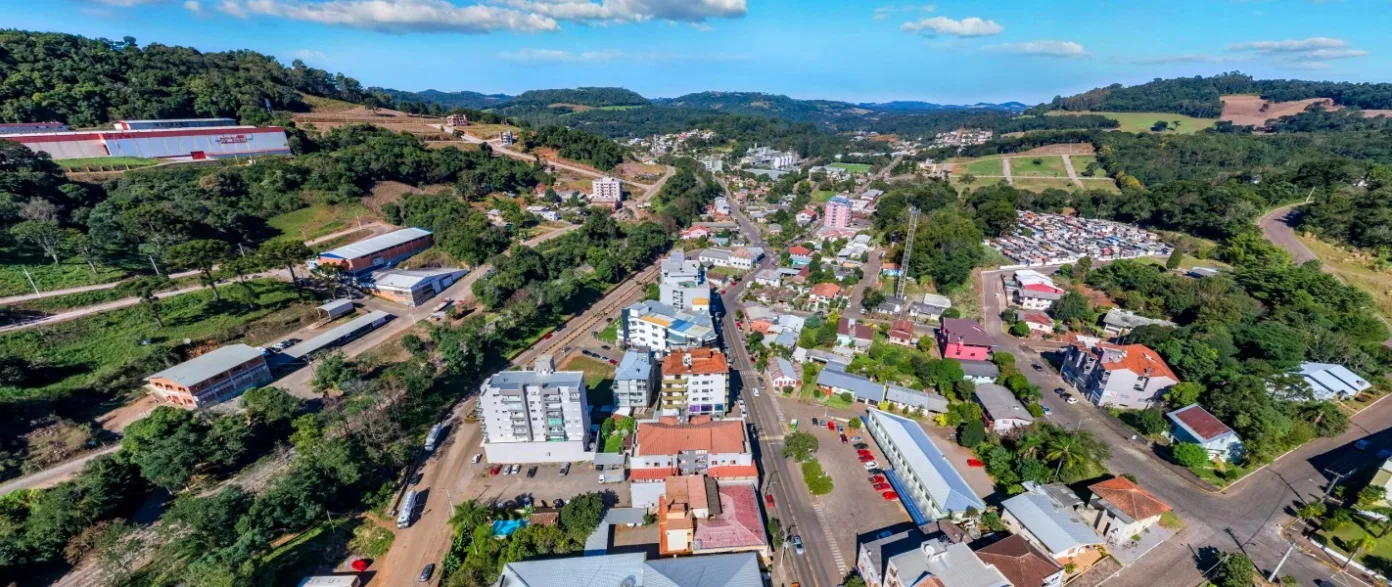 Prefeitura de Nova Bassano (RS) Abre Processos Seletivos Simplificados: Vagas Urgentes na Educação com Salários de até R$ 3.078,62 para Níveis Fundamental, Médio e Superior