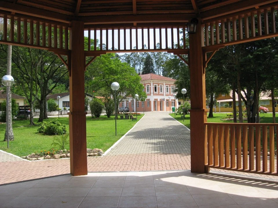 Concurso Anitápolis SC 2026: Prova Objetiva Remarcada para 17 de Maio, Veja Cargos, Salários e Como se Preparar!