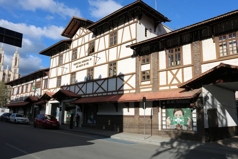 Concurso São Bento do Sul SC 2026: Mais de 50 Cargos e Salários Até R$ 20.795,15 Atraem Gaúchos em Busca de Qualidade de Vida