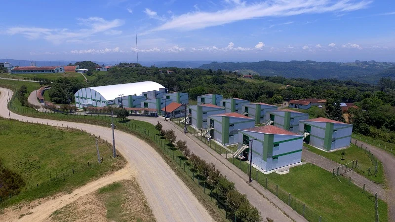 Concurso IFC SC 2026: Professor Substituto de Artes e Matemática com Salários de até R$ 8,3 Mil em Araquari e Rio do Sul