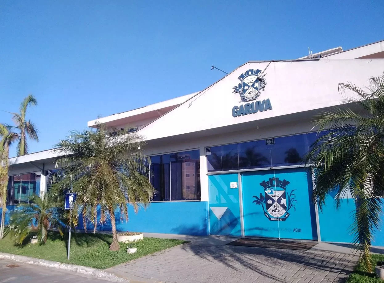 Seletivo para Fonoaudiólogo em Garuva, SC: Salário de R$ 4,7 Mil e Auxílio Alimentação – Sua Chance de Mudar de Vida em Santa Catarina!