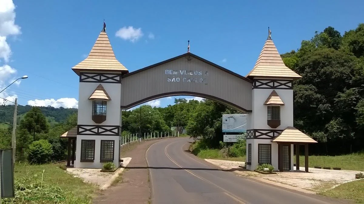 Processo Seletivo São Carlos SC 2026: Salários de até R$ 6.606,80 e Inscrições Até 4 de Maio para Níveis Fundamental, Médio e Superior