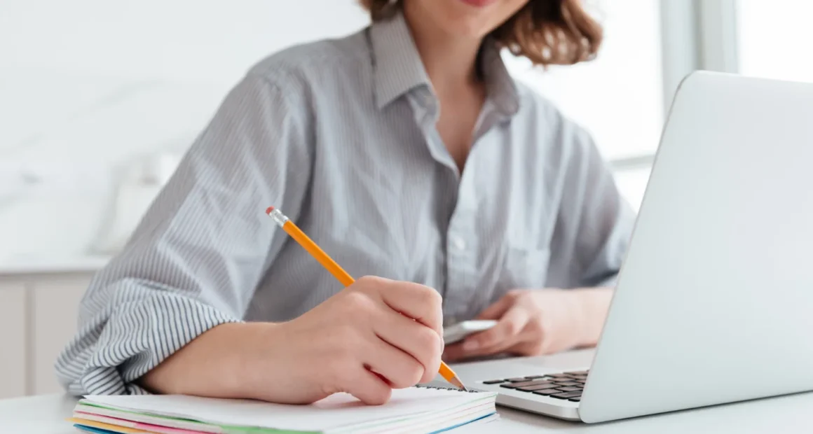 Oportunidade Imperdível: Crissiumal RS Abre 5 Vagas para Professor em Educação Infantil com Salário de até R$ 2.596,75