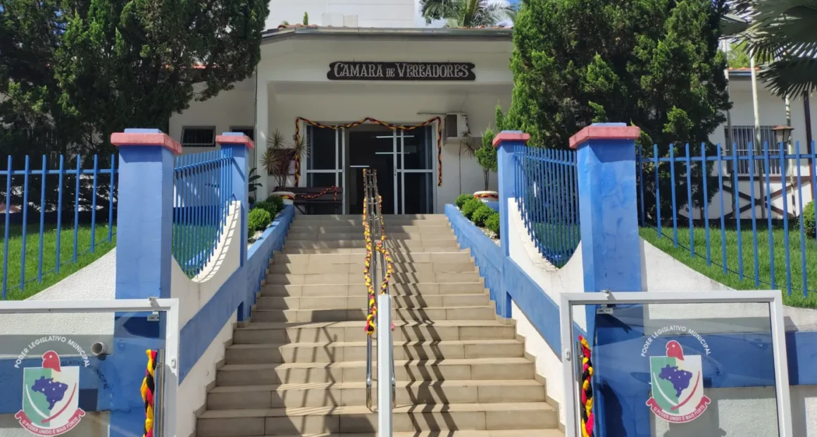 Concurso para Secretário Geral em Piratuba/SC oferece salário atrativo e benefícios extras