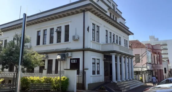 Ijuí (RS) abre seleção para Técnico em Topografia com salário de R$ 3,1 mil