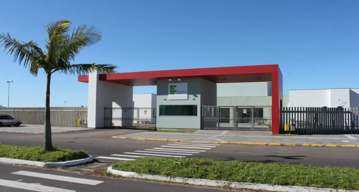 Prefeitura de Pedro Osório (RS) abre Processo Seletivo com salário de R$ 3.242